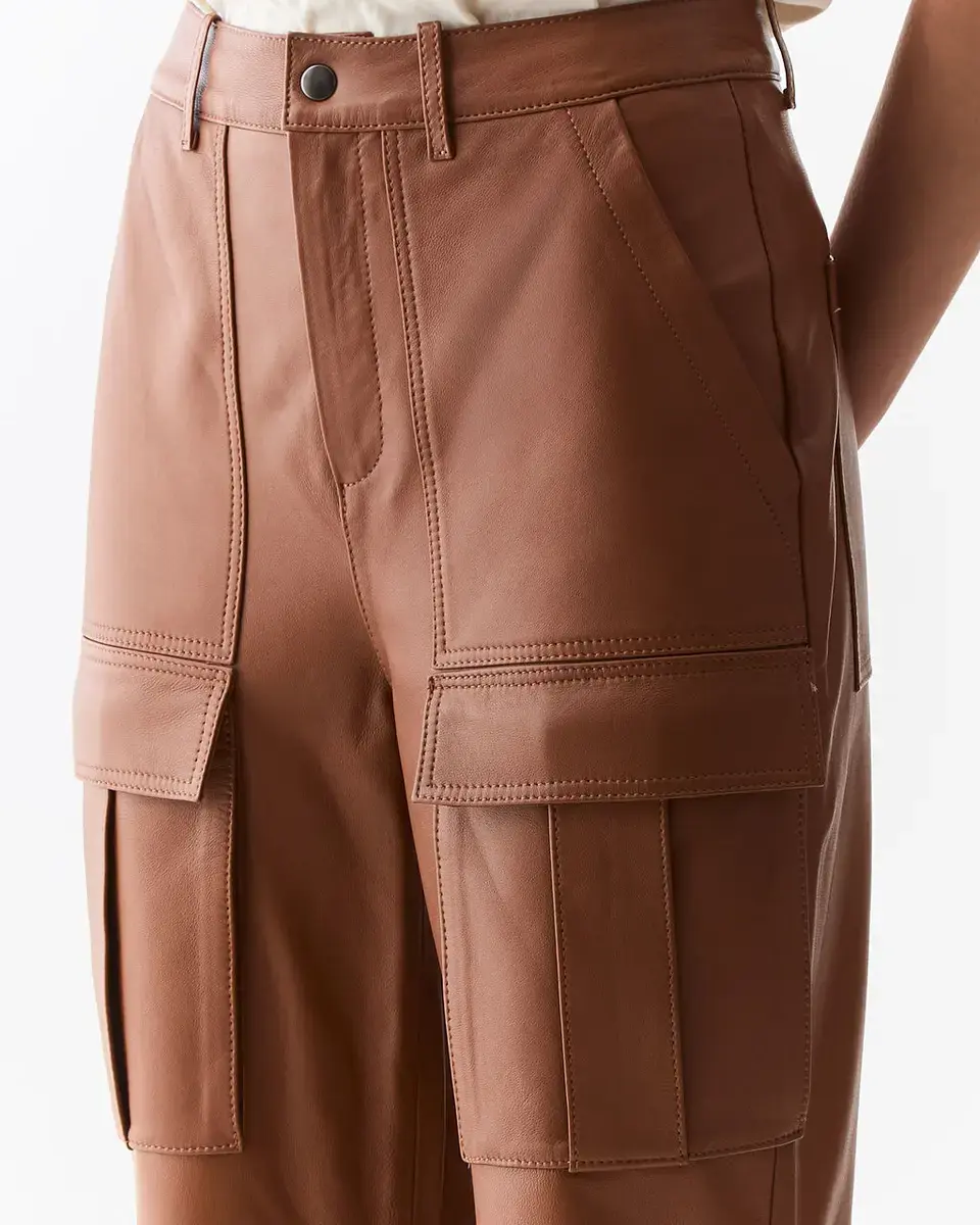 Calça Couro Cargo Torry
