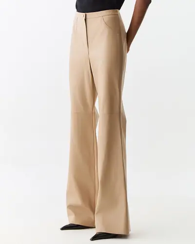 Calça Couro Flare Luciana